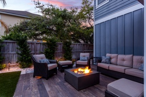 Federal Way fire pit installation expert in WA near 98003
