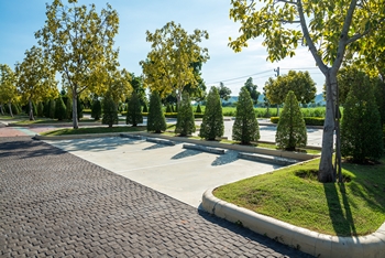 Professional North Tacoma park landscapers in WA near 98403
